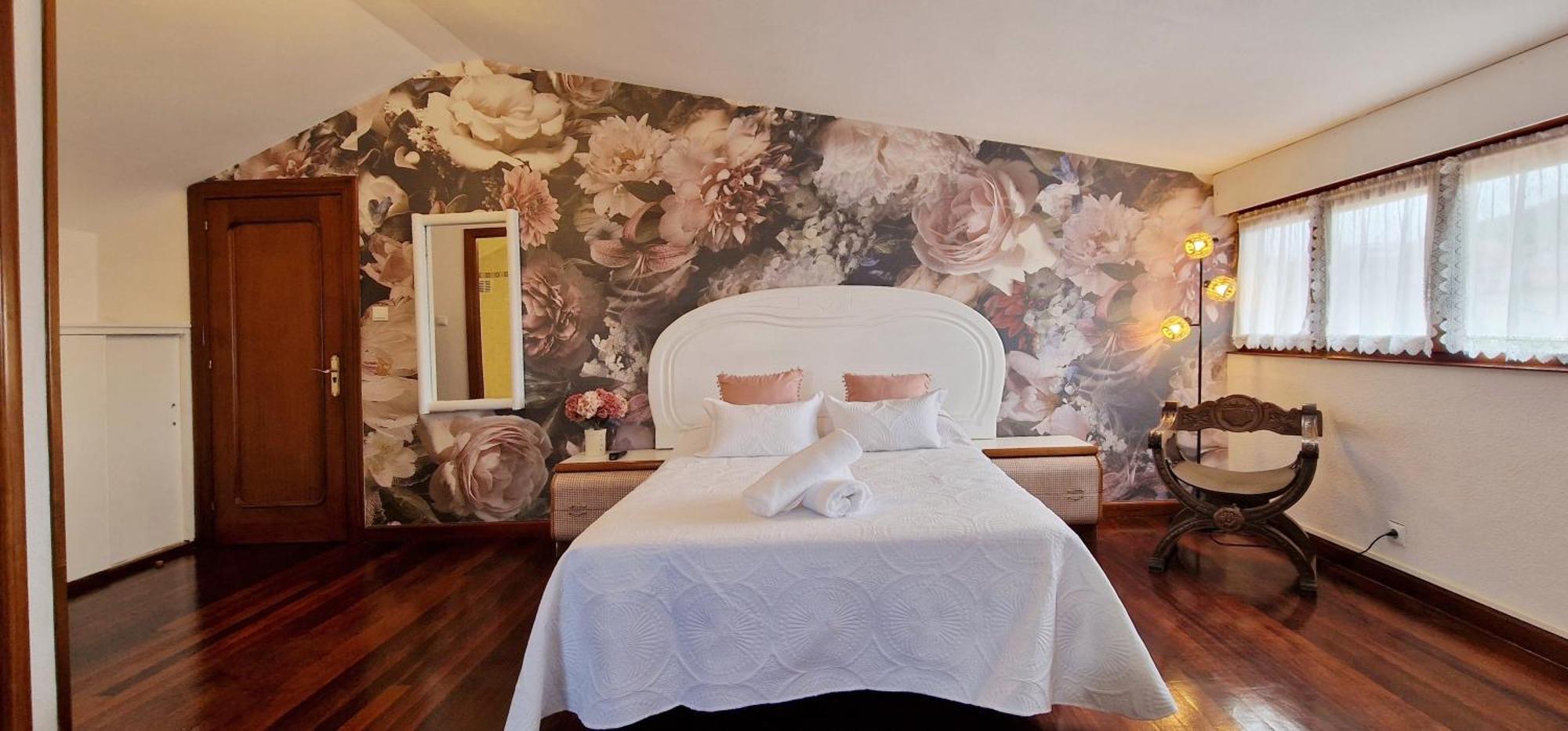 Hotel Cosma House Hinojedo Habitación foto