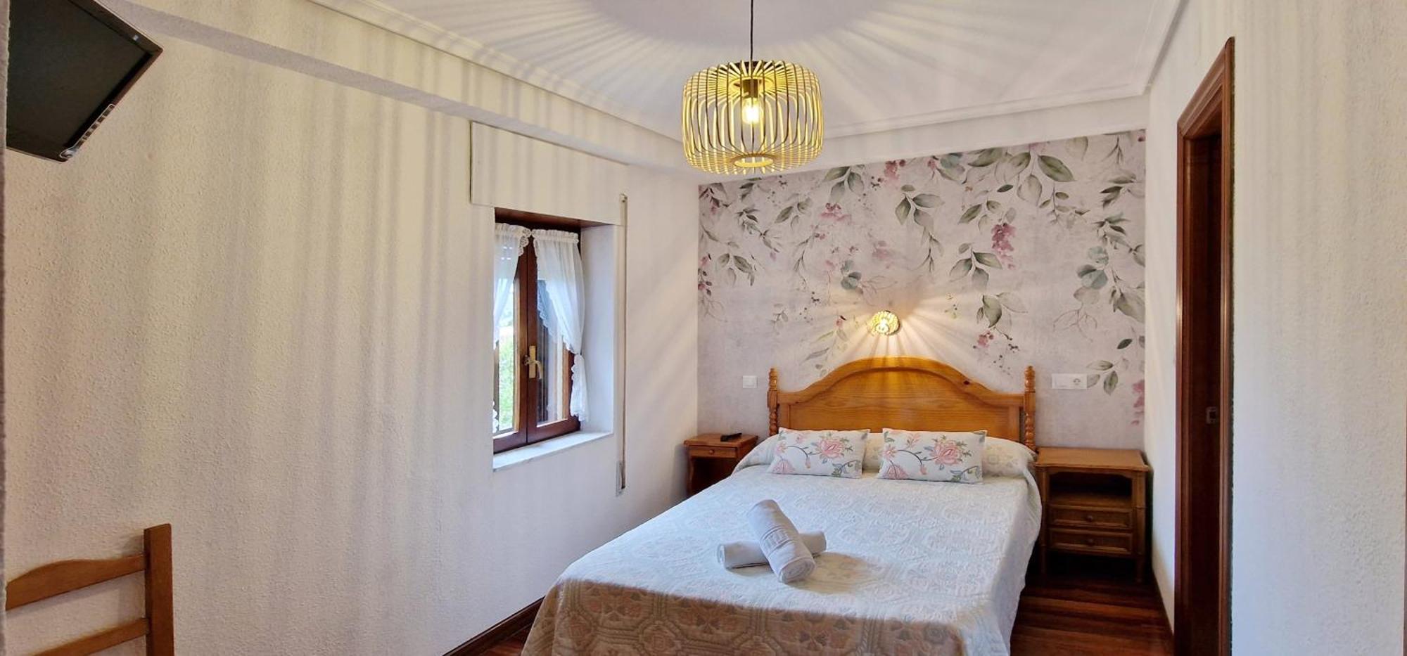 Hotel Cosma House Hinojedo Habitación foto